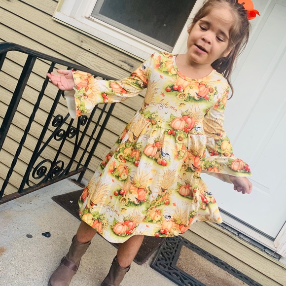 Meet your Posher, Heather - Picture 3 of 16